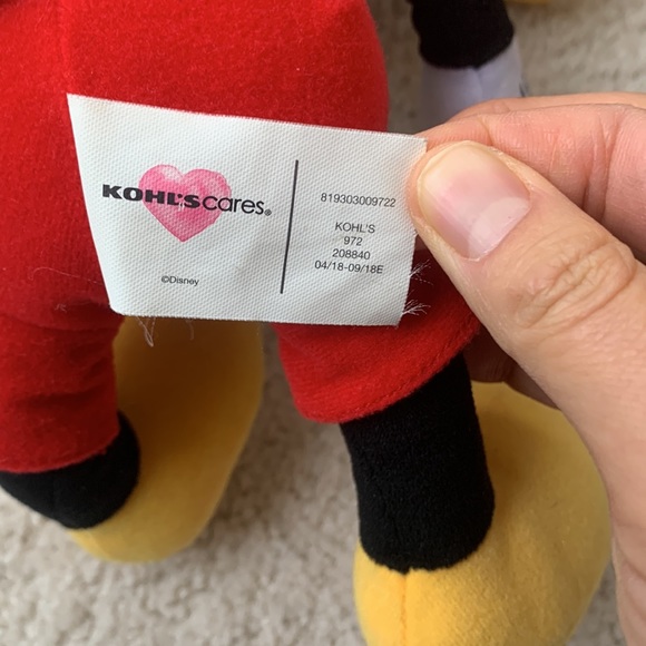 Micky & Minnie Disney Stuff Toy from Kohl’s Cares - Picture 8 of 10